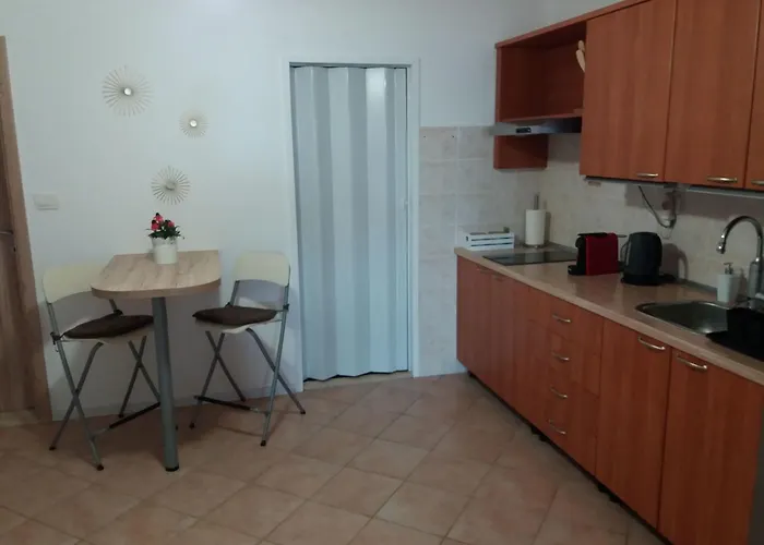 Haus Mirelia Fuer Zwei Personen Mit Garten By Interhome Holiday home *