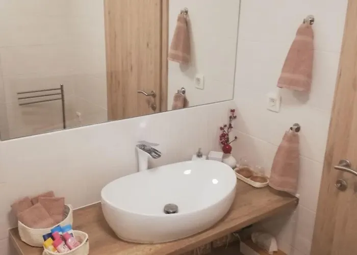 Holiday home Haus Mirelia Fuer Zwei Personen Mit Garten By Interhome Kastelir